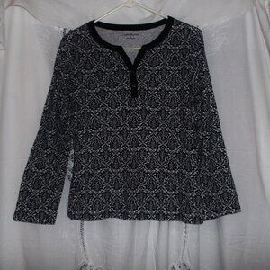 Womens Croft & Barrow Black & White, Long Sleeved, Classic Tee - Sz. L
